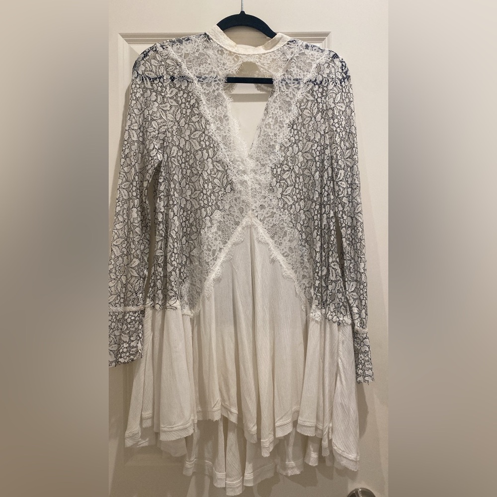 Free People White lace dress size M